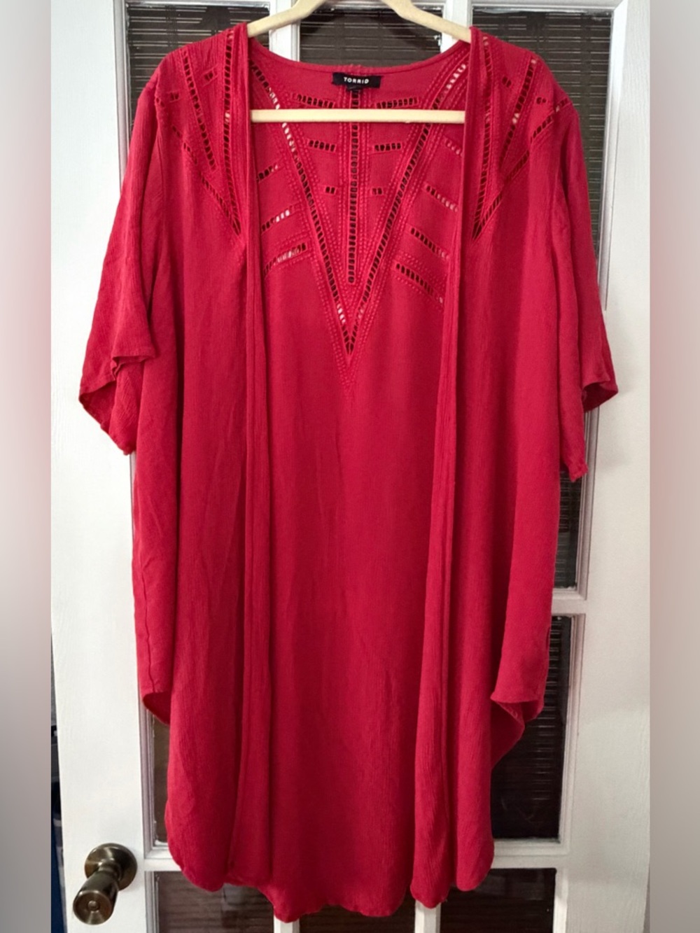 Torrid Women’s 1X / 2X Coral Red‎ Crinkled Gauze Crochet Kimono | SKU 0041